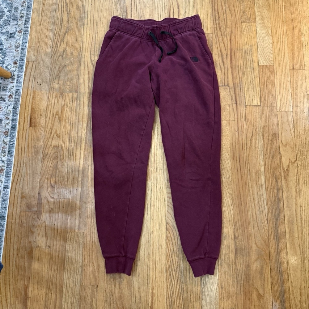 The North Face Women's Burgundy Jogger Pants M, Pockets, Drawstring, Activewear